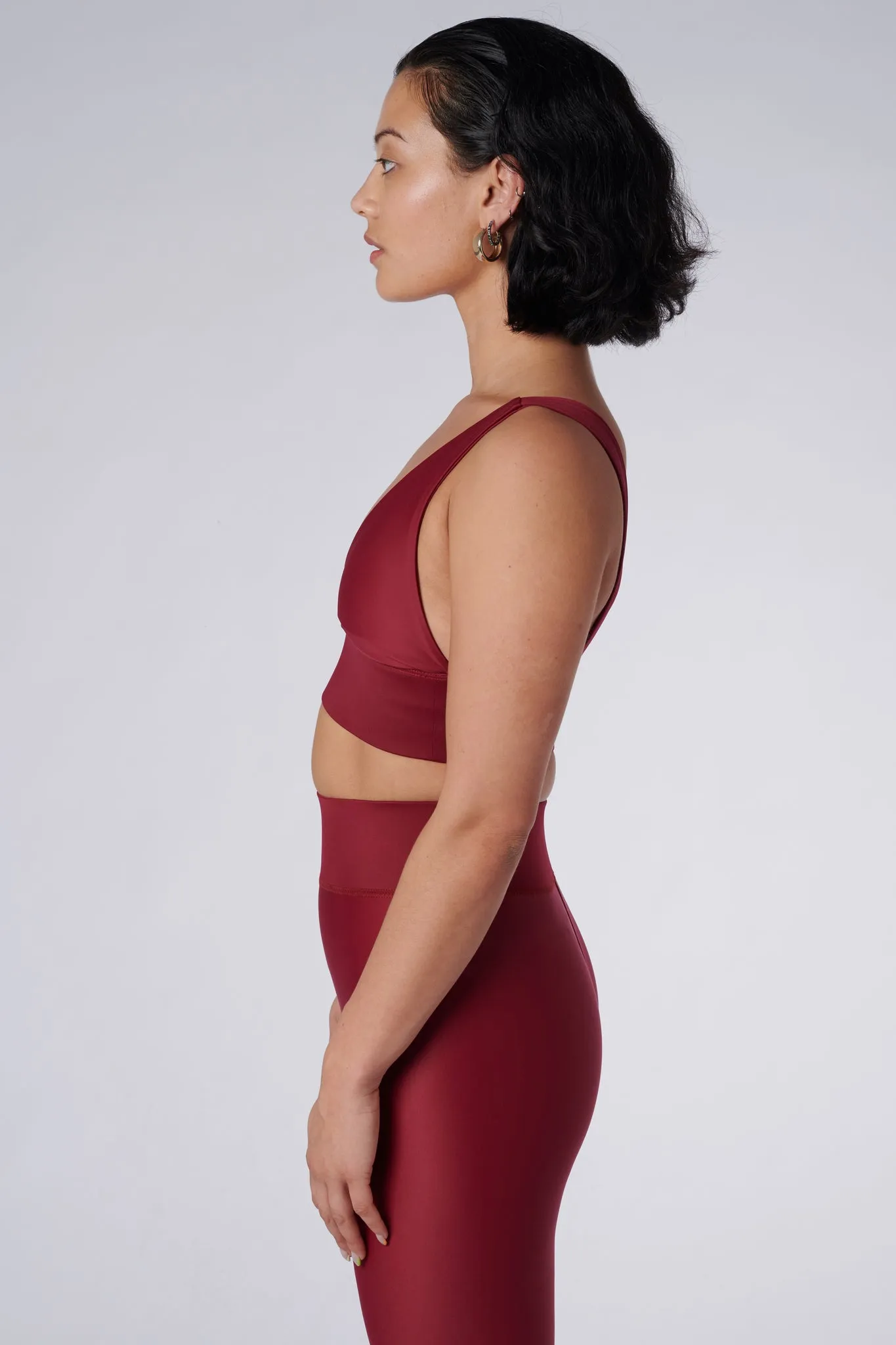 Lykke Deep Plunge Sports Bra | Recycled Nylon | Wine