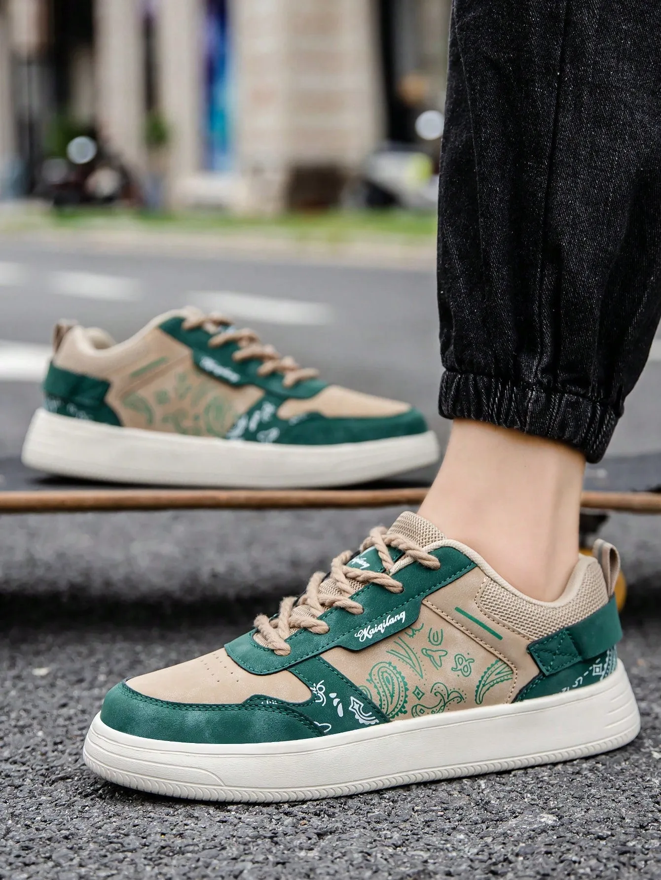 Men Street Style Skateboard Shoes, Fashion Casual Sports Sneakers