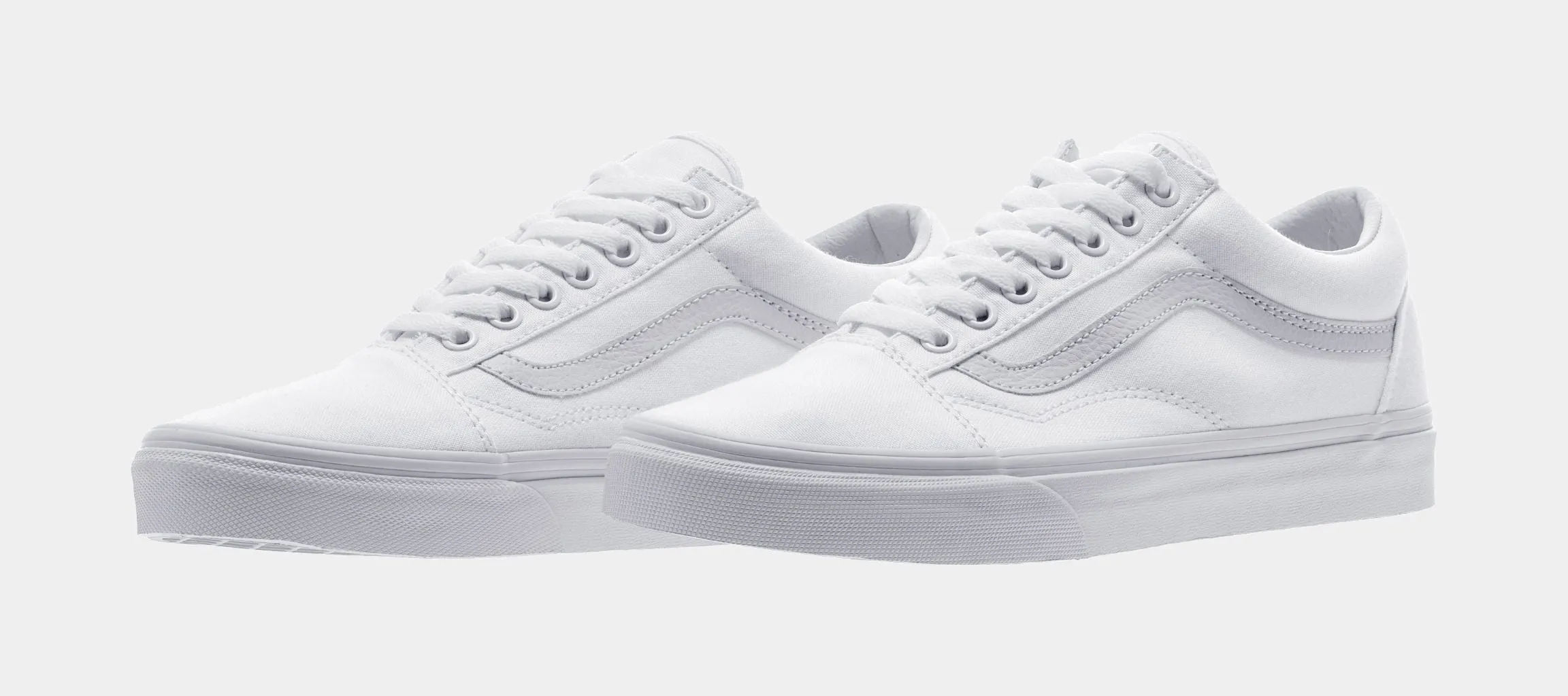 Old Skool Low Mens Skateboarding Shoe (White)