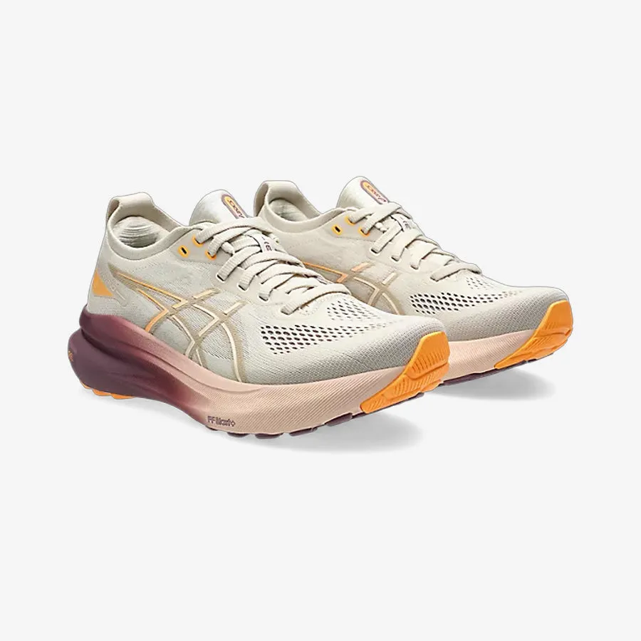 Women's Gel-Kayano 31 (Oatmeal/Pearl Pink)