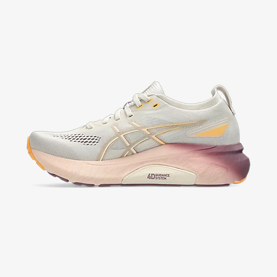 Women's Gel-Kayano 31 (Oatmeal/Pearl Pink)